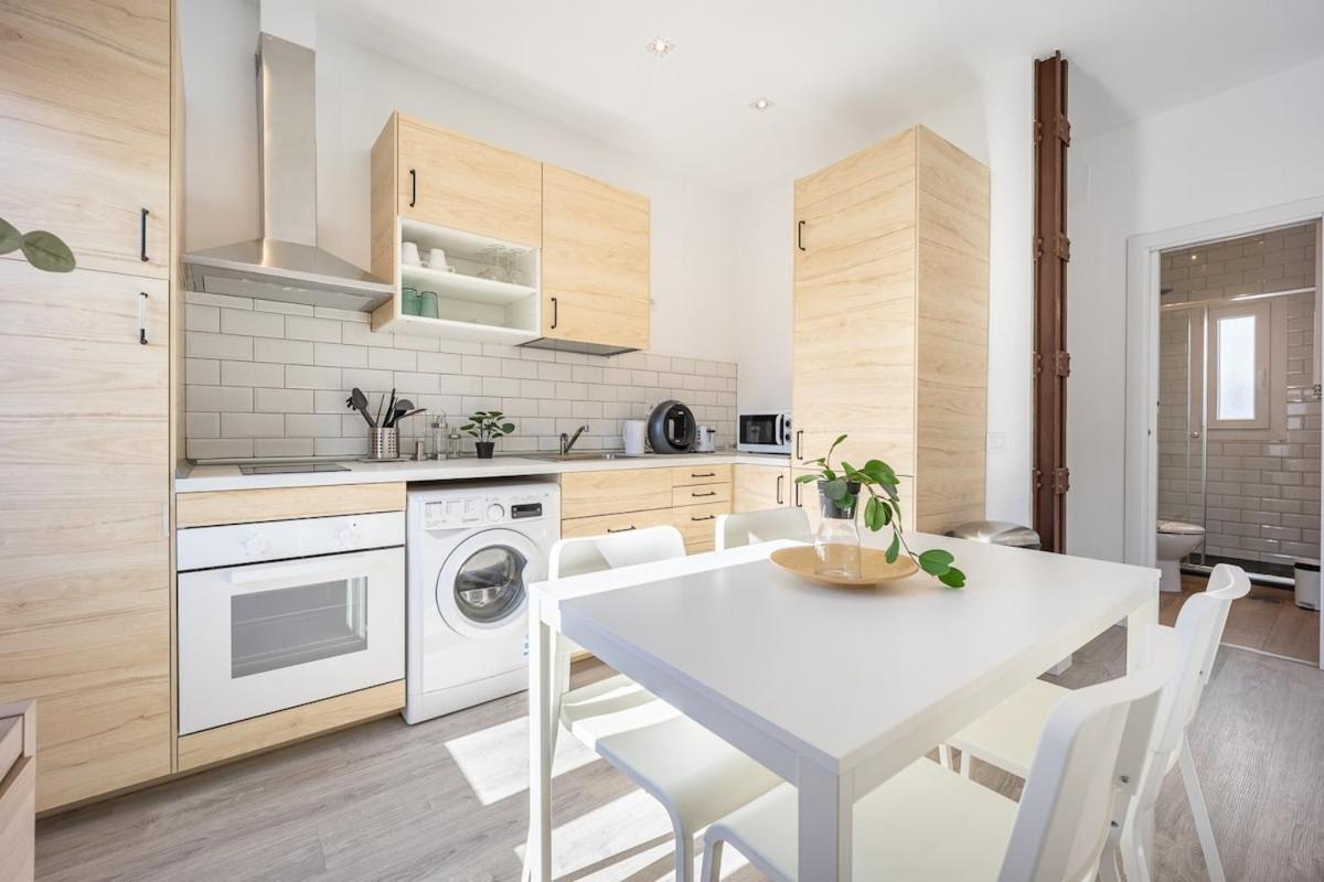Apartamento Con Vistas En Lavapies Apartman Madrid Kültér fotó